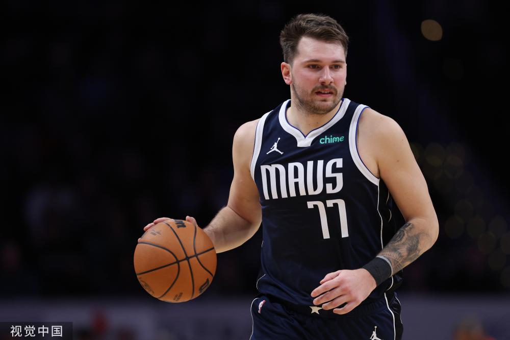 在更衣室内 在更衣室内