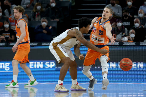 快速反击 快速反击