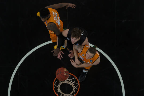 贴身干扰 贴身干扰